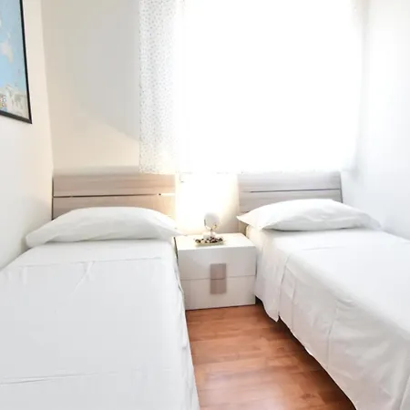 La Terrazza Sul Porto מרינה די רגוזה